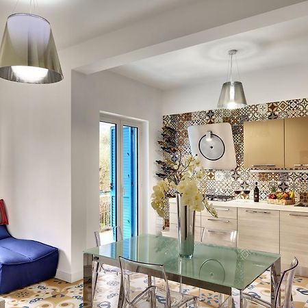 Caruso 2 By Villasandco Rentalsorrento Cameră foto
